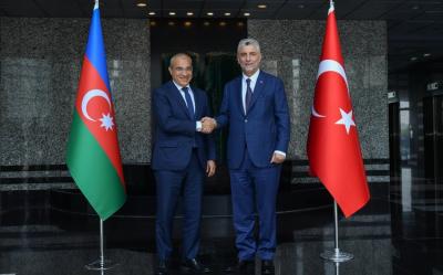 Azərbaycanla Türkiyə arasında nəqliyyat və turizm əməkdaşlığını müzakirə edilib