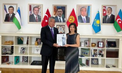 Günay Əfəndiyeva TÜRKSOY-un Baş katibi Sultan Rayev ilə görüşüb