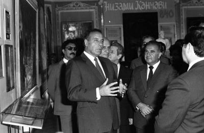 TƏRƏDDÜDSÜZ EDİLMİŞ SEÇİM -  Rafael Hüseynov yazır