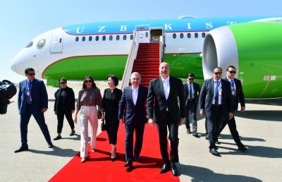 Özbəkistan Prezidenti Füzuliyə getdi