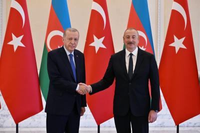 İlham Əliyev və Ərdoğan Qarabağdakı son vəziyyəti müzakirə etdilər