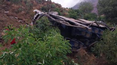 Peruda avtobus qəzası: 24 nəfər öldü