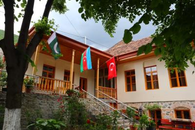 Bəxtiyar Vahabzadənin ev-muzeyində bir gün...