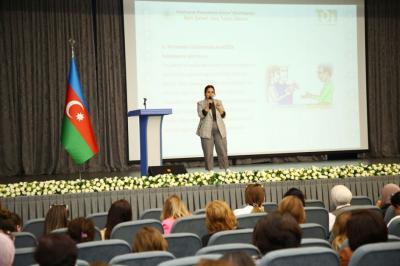 İbtidai sinif metodbirləşmə rəhbərləri üçün təlim keçirilib
