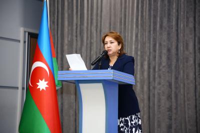  Məktəb direktorları ilə görüş keçirilib