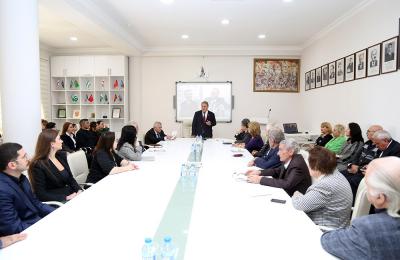 Məmməd Arazın 90 illik yubileyinə həsr olunmuş konfrans keçirilib