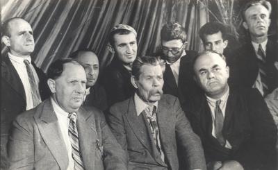 ONUN GEDİŞİYLƏ MƏHRUM OLDUQLARIMIZ -  Rafael Hüseynov yazır