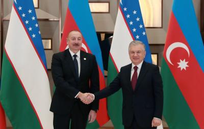 Şavkat Mirziyoyev Azərbaycan Prezidentinə təşəkkür edib