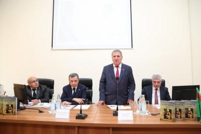 Əlyazmalar İnstitutunda Məhtimqulu Fəraqinin 300 illik yubileyi qeyd olunub