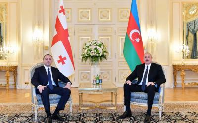 Prezident İlham Əliyev İrakli Qaribaşvili ilə görüşüb - YENİLƏNİB