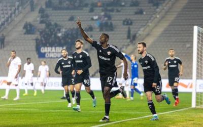 “Qarabağ” qələbə qazanıb liderliyi qorudu
