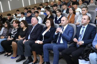 Dövlət İmtahan Mərkəzində şəhid övladları ilə görüş
