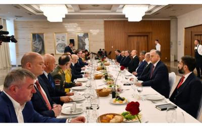 Azərbaycan və Serbiya Prezidentlərinin geniş tərkibdə görüşü olub
