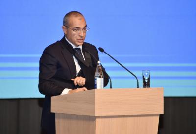 "Hər il qeyri-neft-qaz sektorunda 70 min yeni iş yeri yaradılır" -  Mikayıl Cabbarov