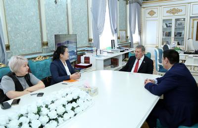 AMEA prezidenti Çin Avropa Beynəlxalq Əməkdaşlıq Akademik Komitəsinin baş katibi ilə görüşüb