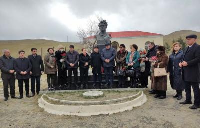 Mikayıl Müşfiq yad edilib
