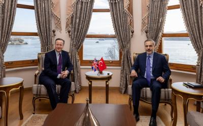 Türkiyə və Britaniya XİN başçıları İstanbulda görüşüb