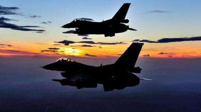 Danimarka ilk F-16 qırıcılarının Ukraynaya çatdırılma tarixini açıqlayıb