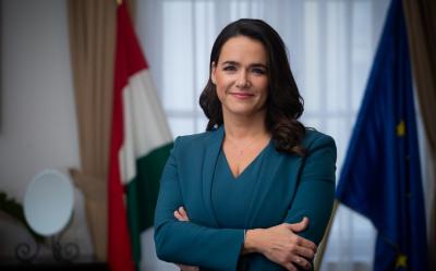 Macarıstan parlamenti prezidenti istefaya göndərib
