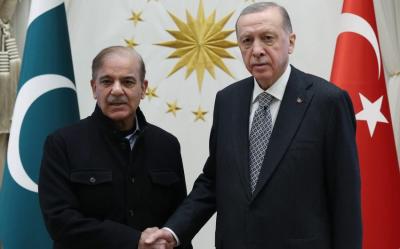 Ərdoğan Şərifi təbrik edib və regional məsələləri müzakirə edib