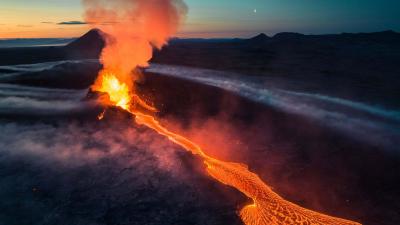 İslandiyada lava axını yavaşlayıb