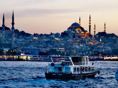 İstanbulda zəlzələ olub