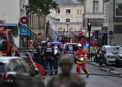 Parisdə yaşayış binasında partlayış: 3 ölü