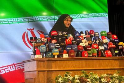İranda ilk dəfə qadın prezident seçkilərində iştirak etmək üçün qeydiyyatdan keçib