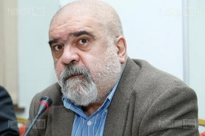 “Ermənistan-Rusiya münasibətləri böhranda, Azərbaycanla münasibətlər isə inkişafdadır” -  Erməni politoloq