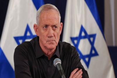 İsrailin müdafiə naziri Benni Qantz istefa verib