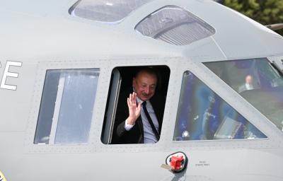 Prezidentə İtaliyanın “Leonardo” şirkətinin istehsalı olan hərbi nəqliyyat təyyarəsi təqdim edilib -  YENİLƏNİB
