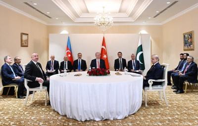 Astanada Azərbaycan, Türkiyə və Pakistan liderləri arasında üçtərəfli görüş keçirilib -  YENİLƏNİB