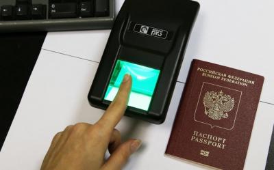 Biometrik pasportu olmayan rusiyalılar Çexiyaya buraxılmayacaq