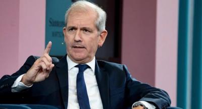 Olaf Şolzun qardaşının maaşı qalmaqala səbəb olub