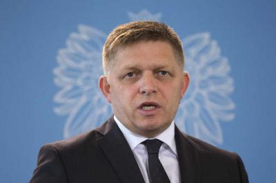 Slovakiya Baş nazirinin müavini Olimpiadanın bağlanış mərasimini boykot etdi