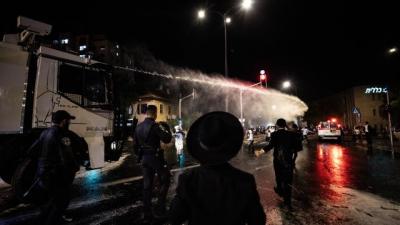 İsraildə "Haredimlər"lə polis arasında toqquşma olub