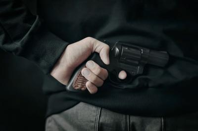 Braziliyada ata qızının yarışmada 4-cü olduğu üçün münsiflərə atəş açıb