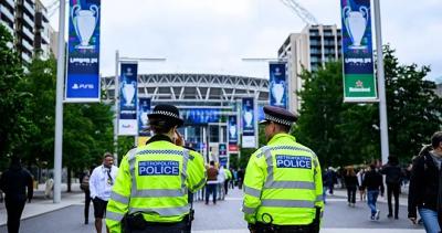 11 yaşlı britaniyalı polis maşınını yandırdığı üçün saxlanılıb