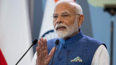 Modi Ukrayna münaqişəsi tərəflərini dialoqa çağırıb