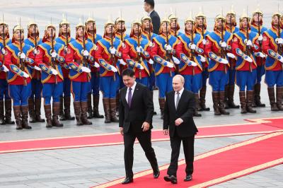 Monqolustan Putinin həbsindən imtinanı enerji asılılığı ilə izah edir - Politico