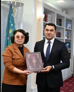 “Zərifə və Heydər Əliyevlər. Əbədiyaşar məhəbbət” kitabının təqdimatı olub
