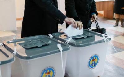Moldovada prezident seçkiləri və referendumda səsvermə başa çatıb