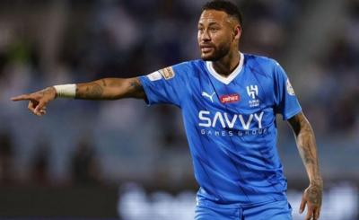 Neymar 1 illik fasilədən sonra meydana çıxdı