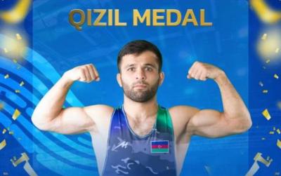 Güləşçimiz dünya çempionatında qızıl medal qazandı