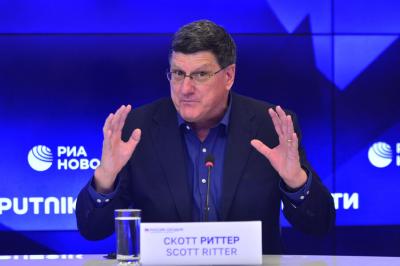 “ABŞ Rusiya ilə müharibə vəziyyətindədir” -  Ritter