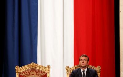 “Le Monde”: Makron son dərəcə paranoyak olub