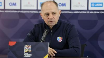 Moldova millisinin baş məşqçisi vəzifəsində qaldı
