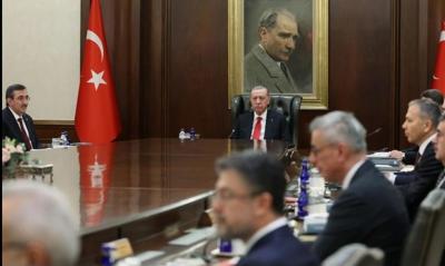 Türkiyə hökumətində mümkün dəyişikliklər əsas nazirləri əhatə etməyəcək
