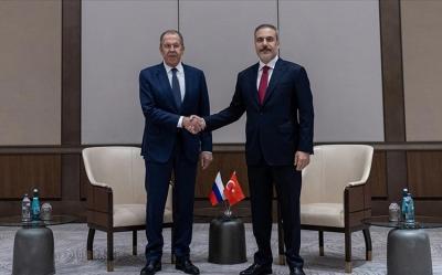 Türkiyə və Rusiya XİN başçıları Suriyadakı vəziyyəti müzakirə ediblər