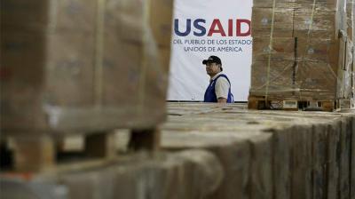 Demokratlar xaricdə çevrilişlər üçün USAID-dən istifadə edirdilər - Politoloq